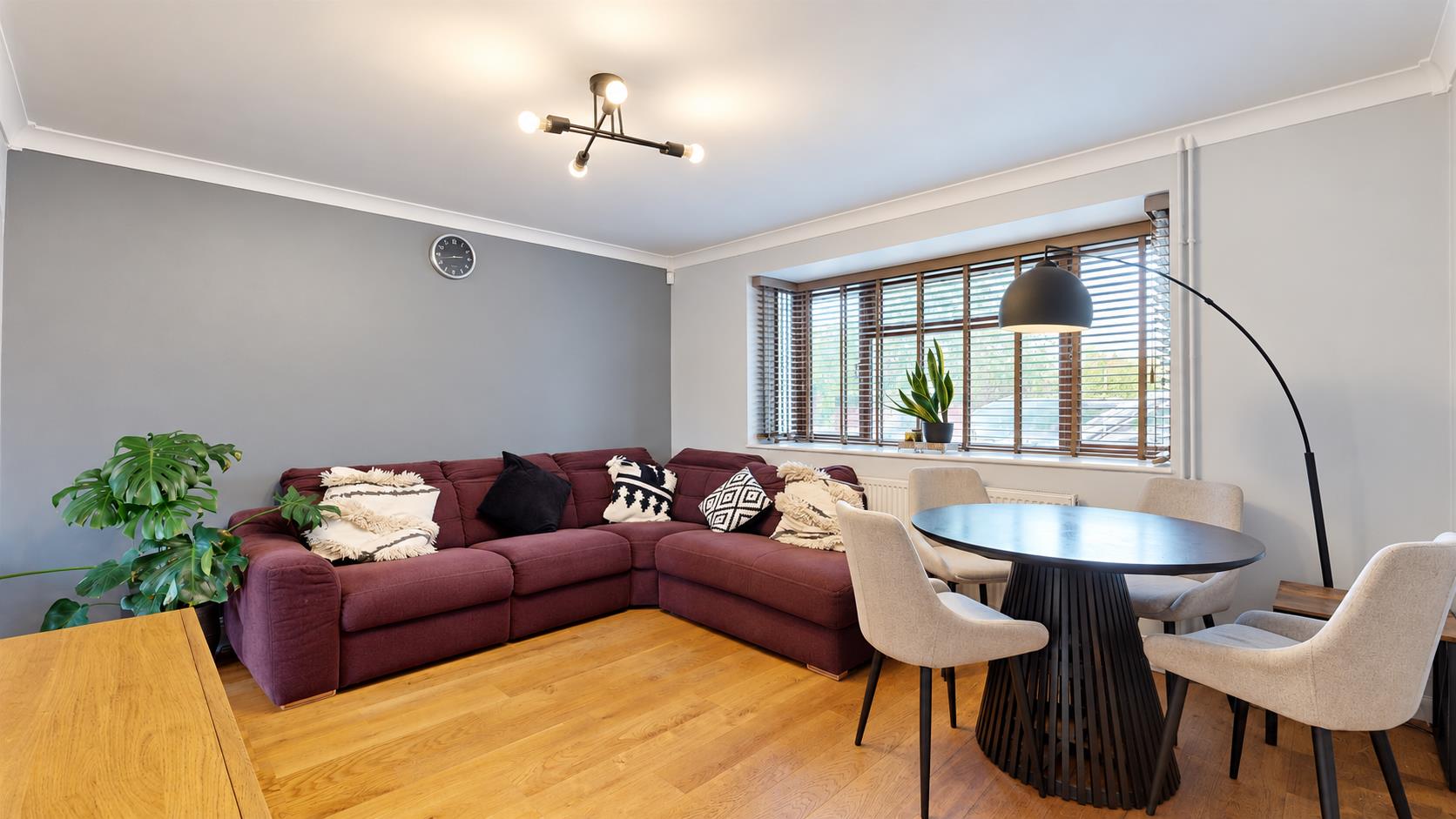 4 bed property in Chestnut Crescent, Milton Keynes